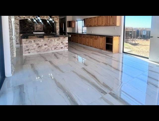 3 BEDROOM HOUSE FOR SALE IN ROYALSTON RESIDENTIAL ESTATE & WILDLIFE RESERVE